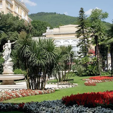 Apartment 5219-1 For 2 Pers In Opatija