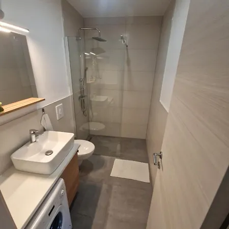 Appartement 5219-1 For 2 Pers In *